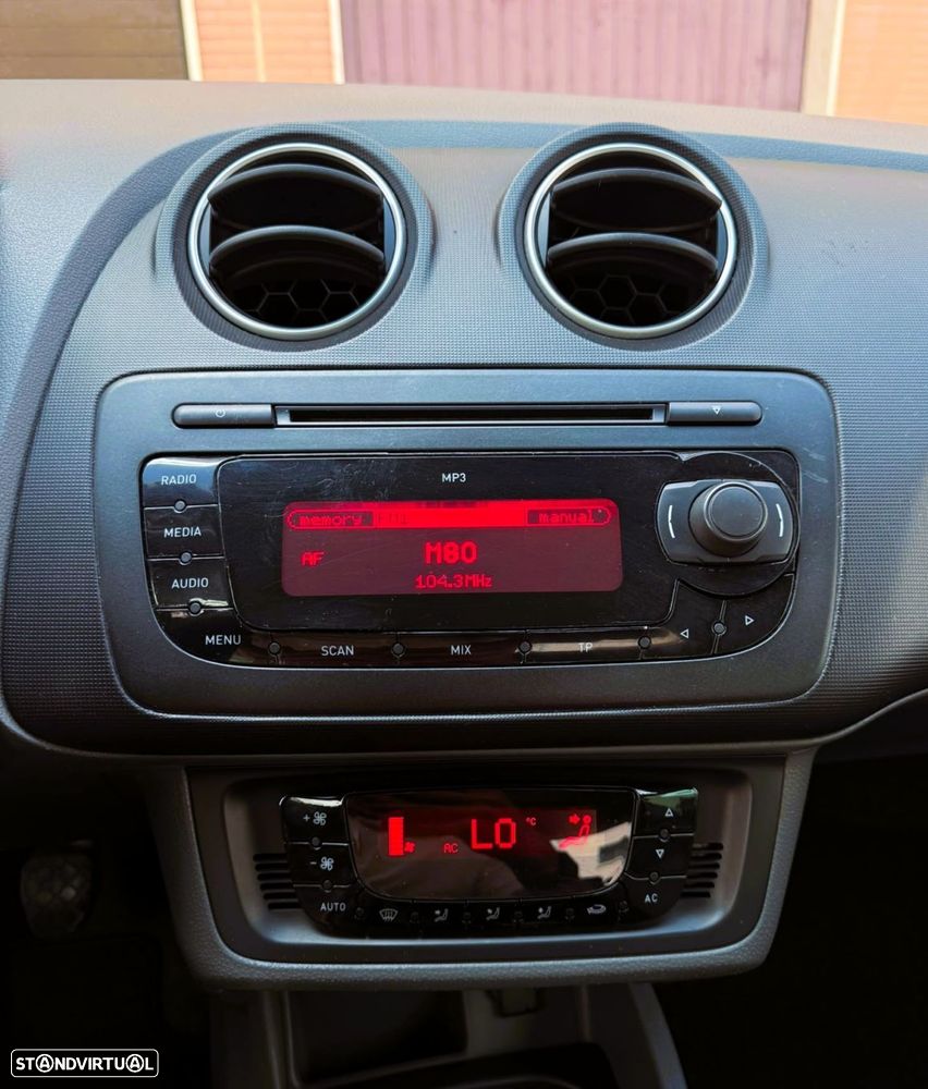 SEAT Ibiza 1.2 12V Reference - 15