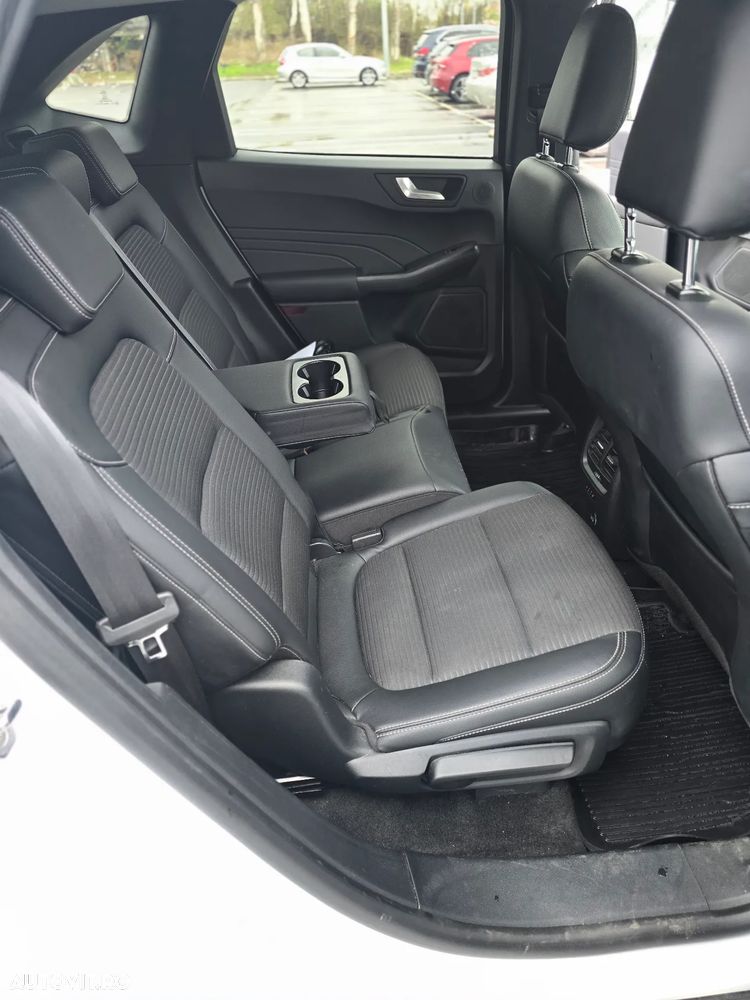 Ford Kuga 2.5 Duratec FHEV AWD Titanium X - 24