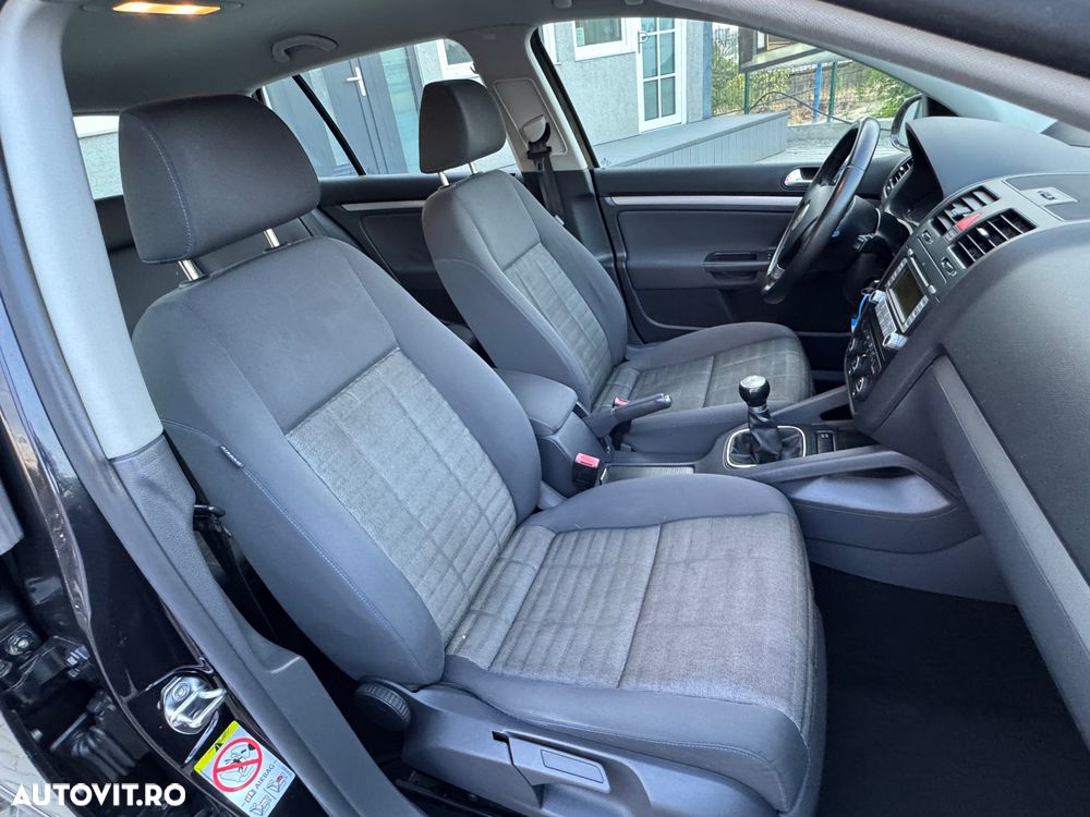 Volkswagen Golf 1.4 Comfortline - 27