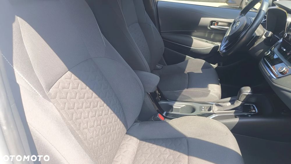 Toyota Corolla 2.0 Hybrid Comfort - 19