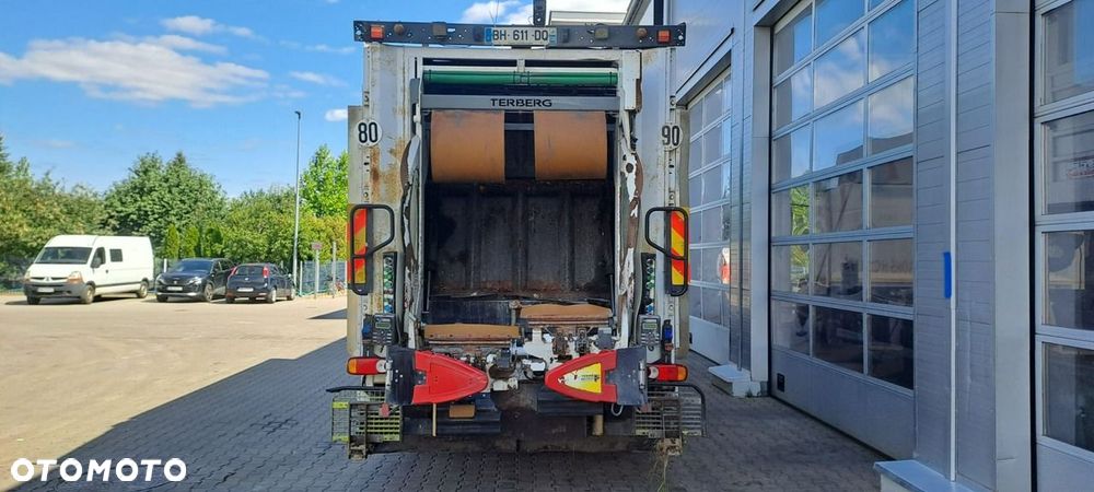 Mercedes-Benz Axor 2529 - 7