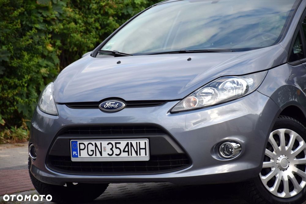 Ford Fiesta 1.25 Champions Edition - 1
