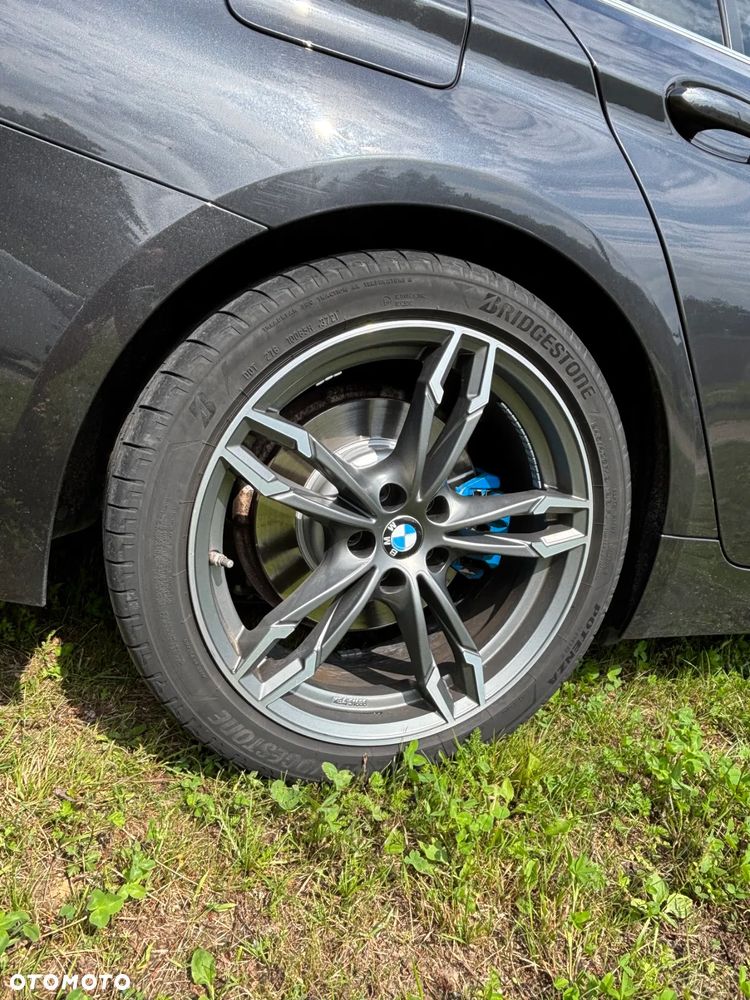 BMW Seria 5 530i Touring - 14