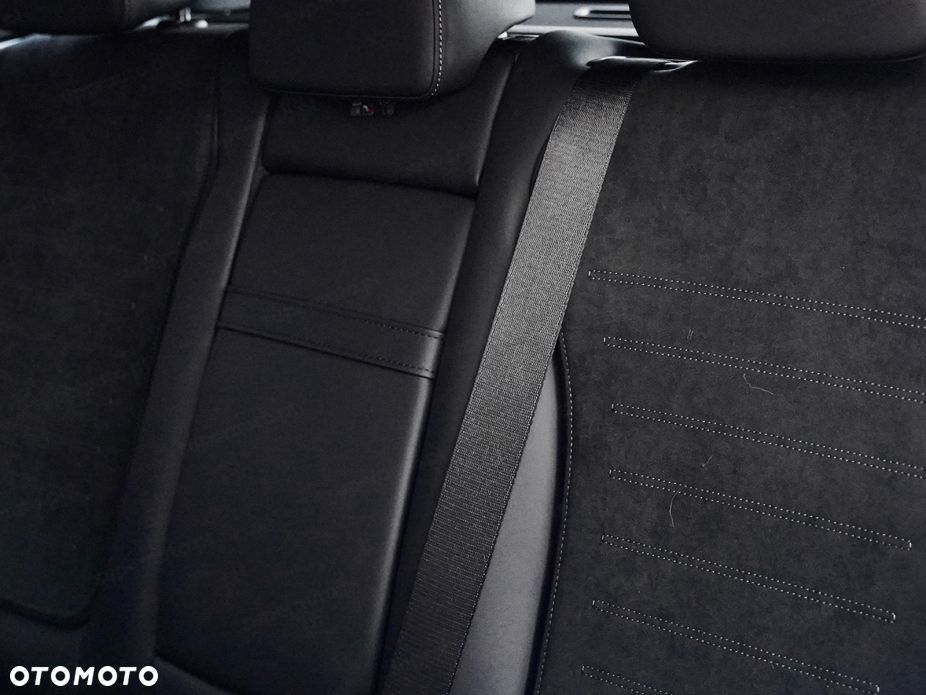 Mercedes-Benz GLC 200 d mHEV 4-Matic AMG Line - 13