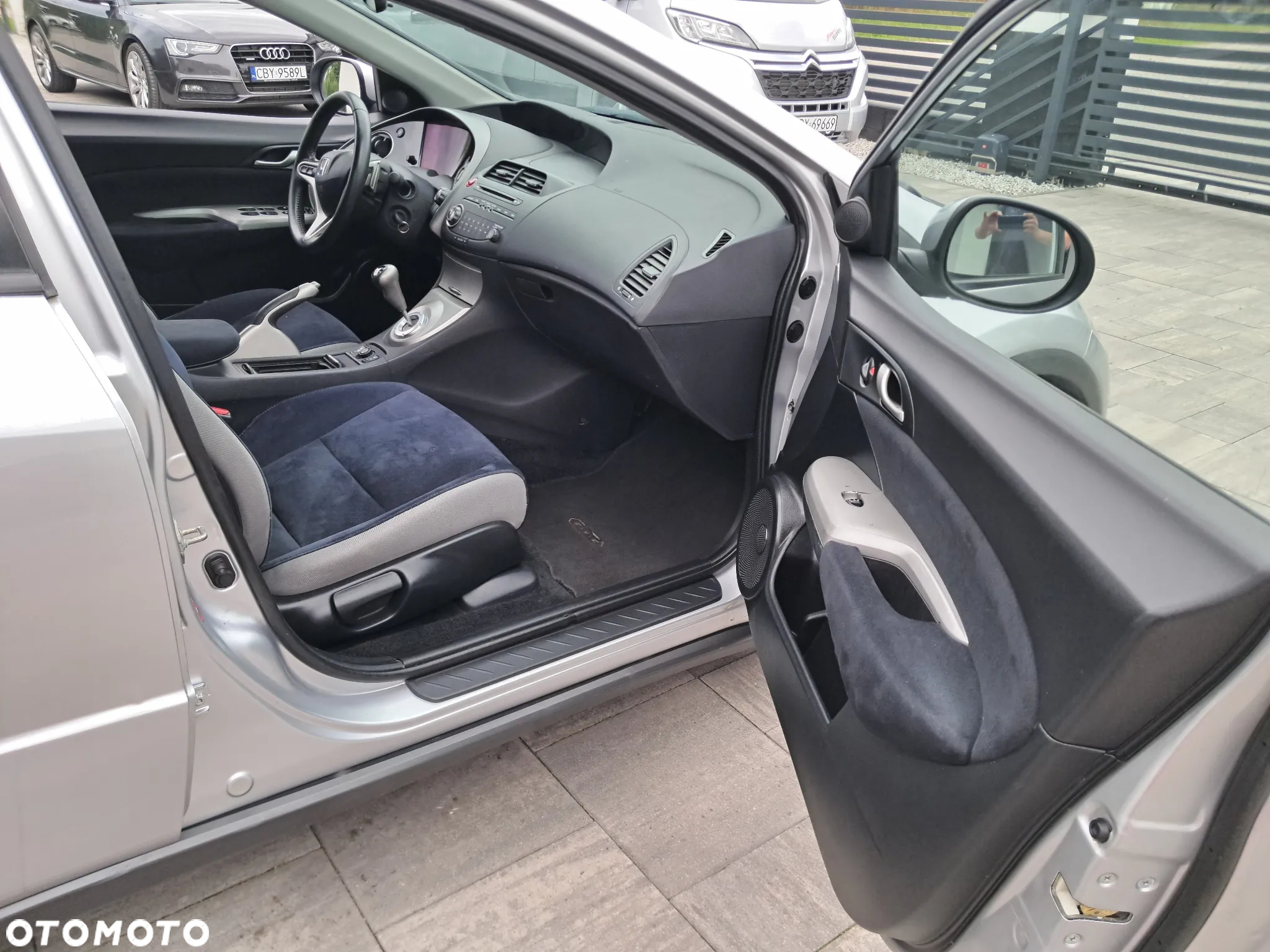 Honda Civic 1.8i-VTEC i-SHIFT Executive - 8