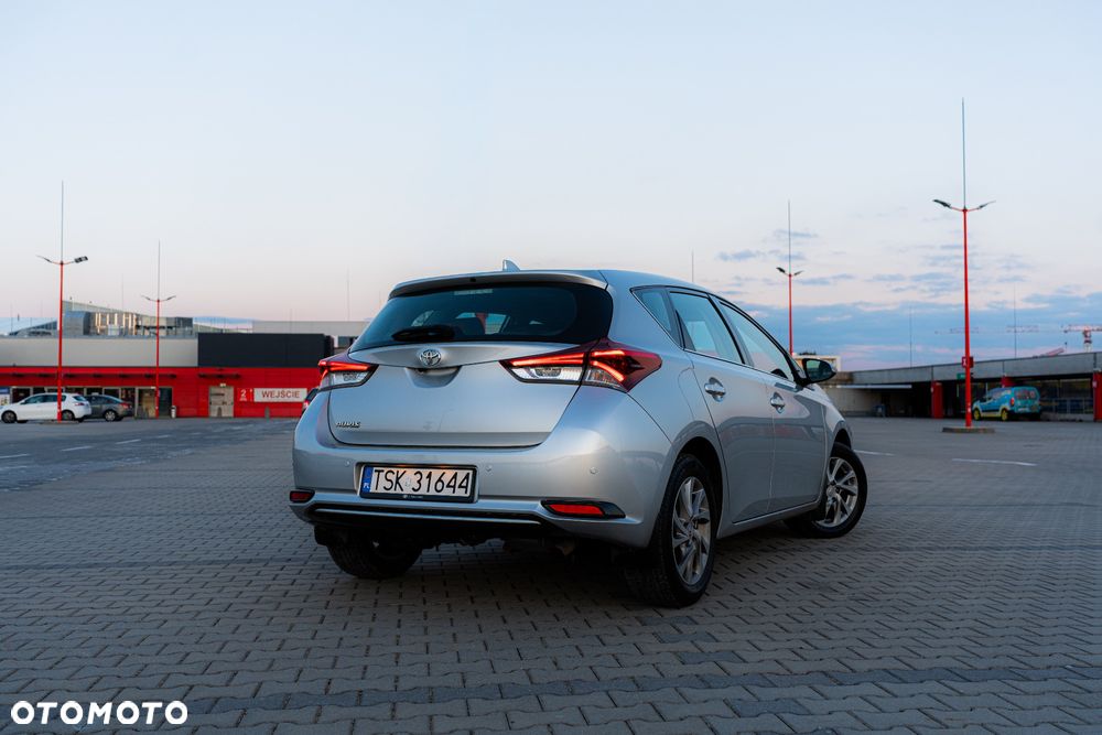 Toyota Auris 1.6 Active - 8