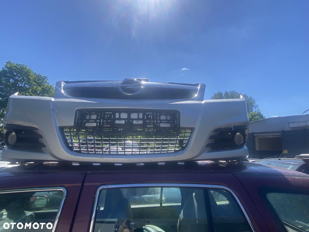 Sprzedam Zderzak przedni Opel Vectra C LIFT - 1