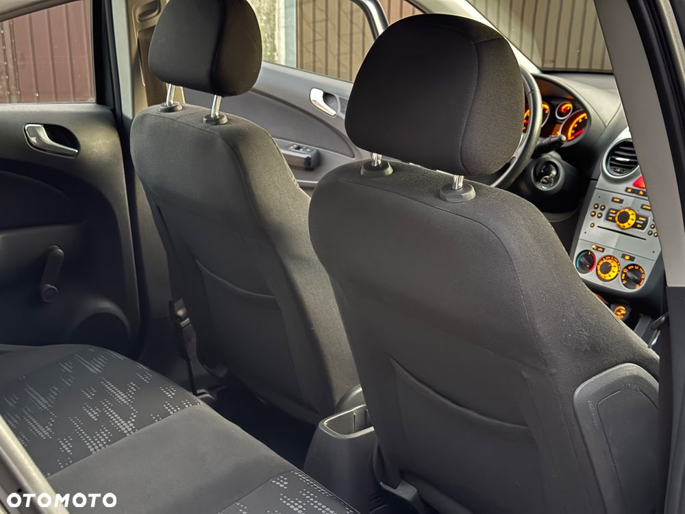 Opel Corsa 1.4 16V Edition - 19