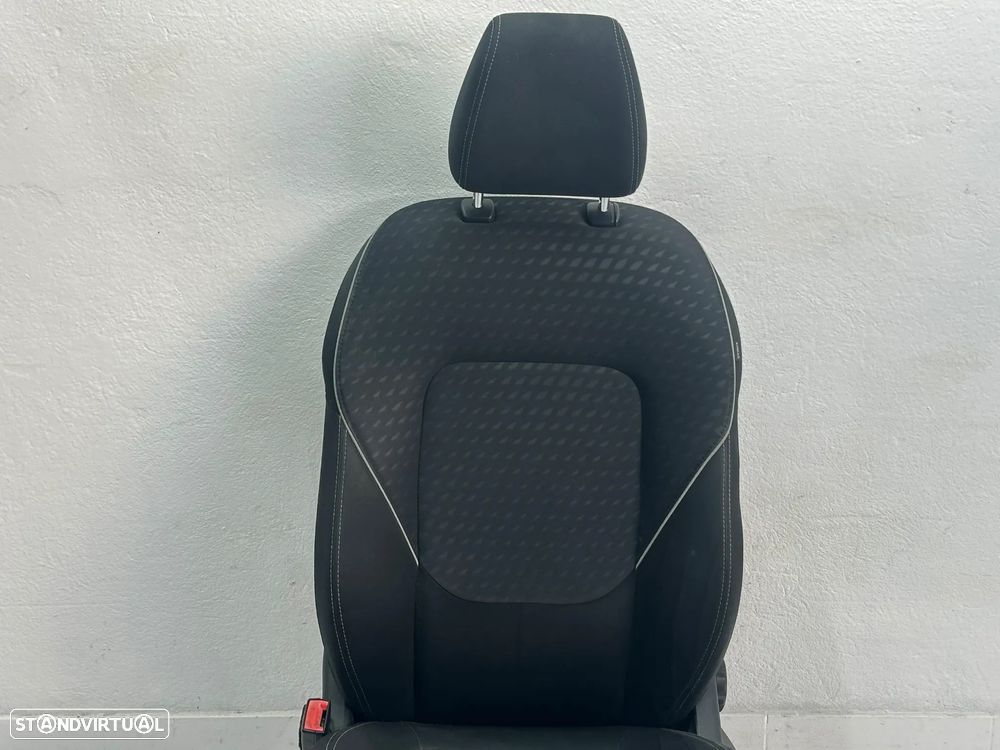 Conjunto Bancos - Ford Fiesta VII (2018) - 13