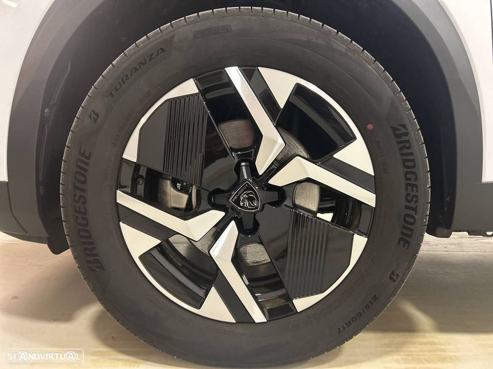 Peugeot 2008 1.2 Hybrid Allure e-DCS6 - 11