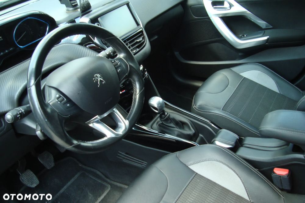 Peugeot 2008 - 9