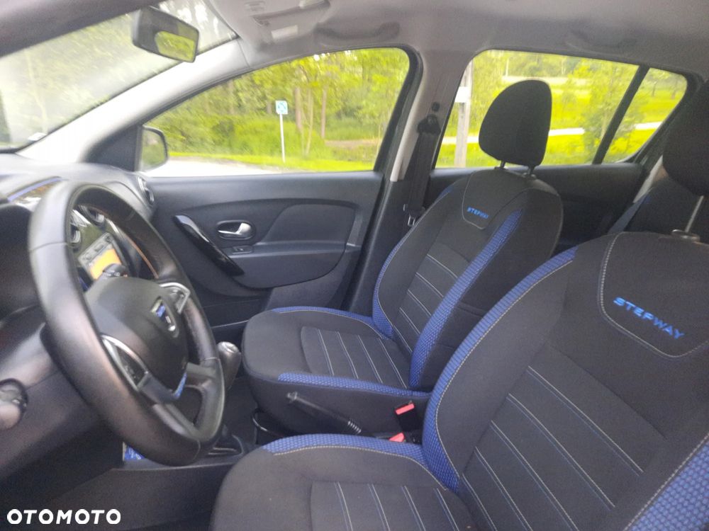 Dacia Sandero Stepway - 11