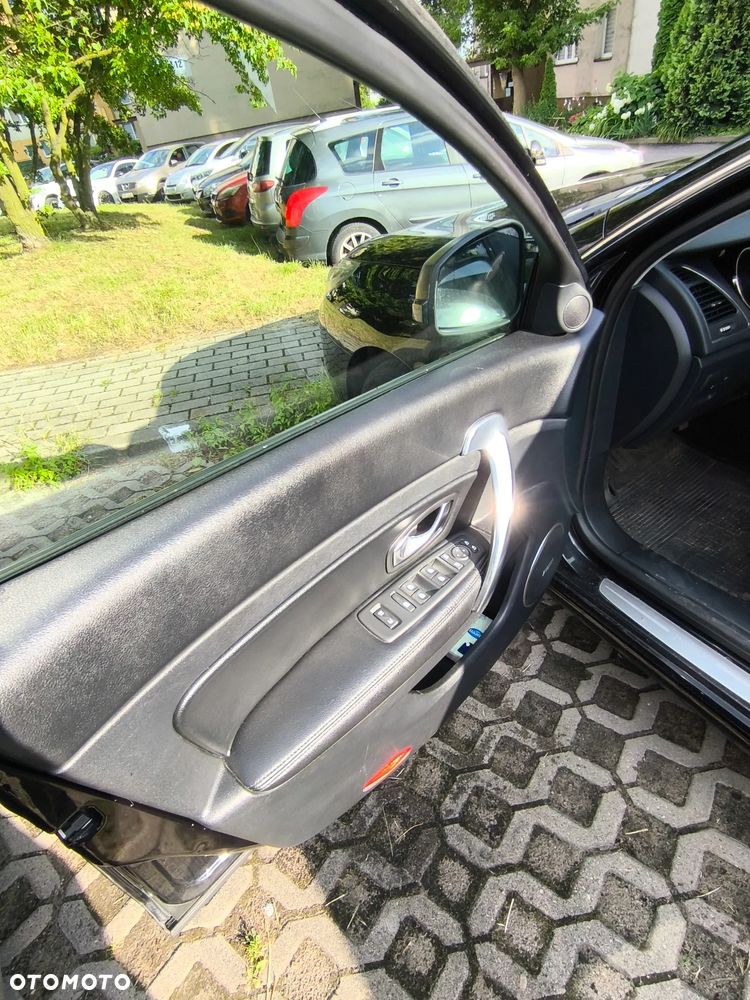 Renault Latitude - 10