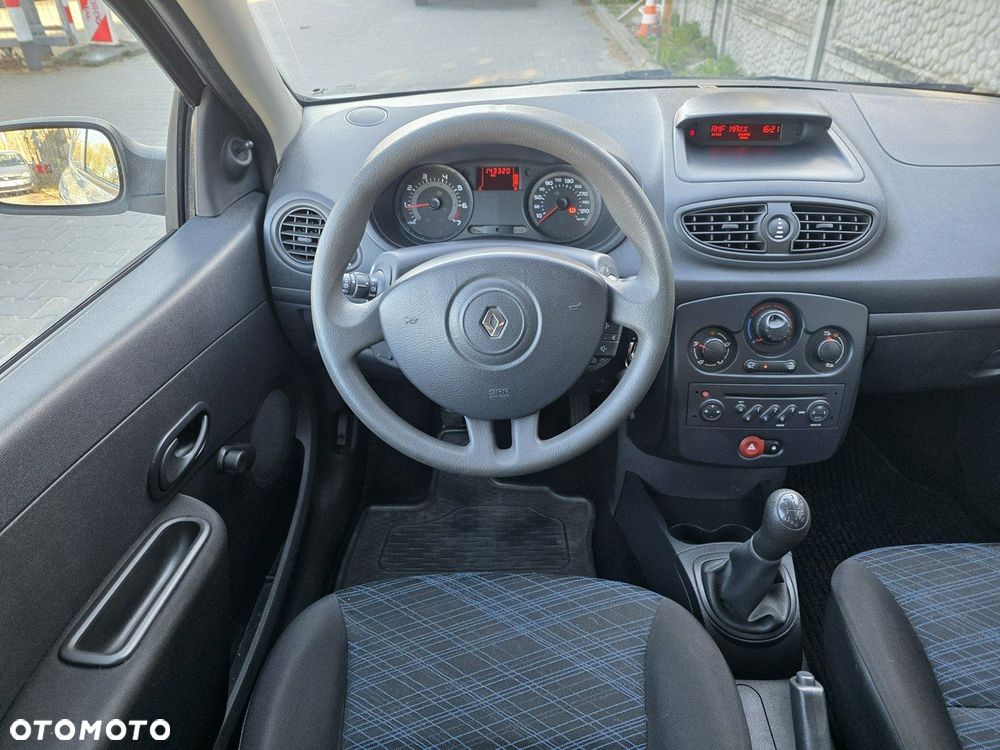 Renault Clio 1.2 16V Authentique - 13