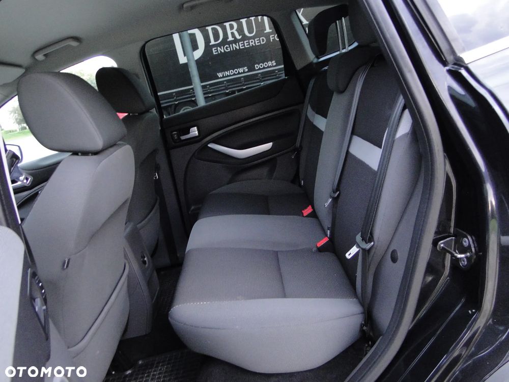 Ford Kuga 2.0 TDCi 4x4 Titanium - 7