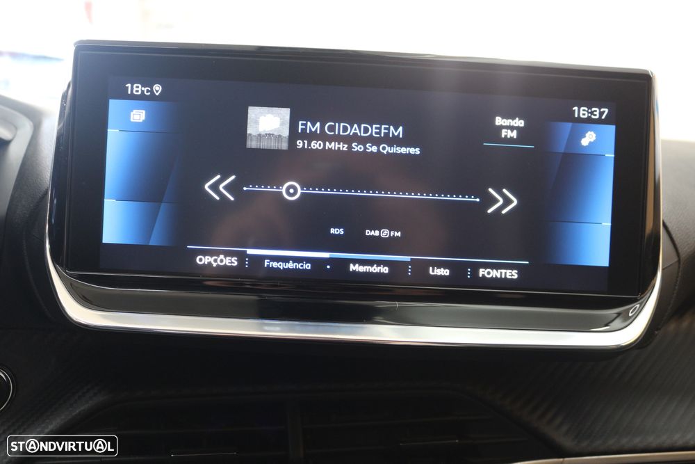 Peugeot 2008 1.5 BlueHDi Allure Pack - 24