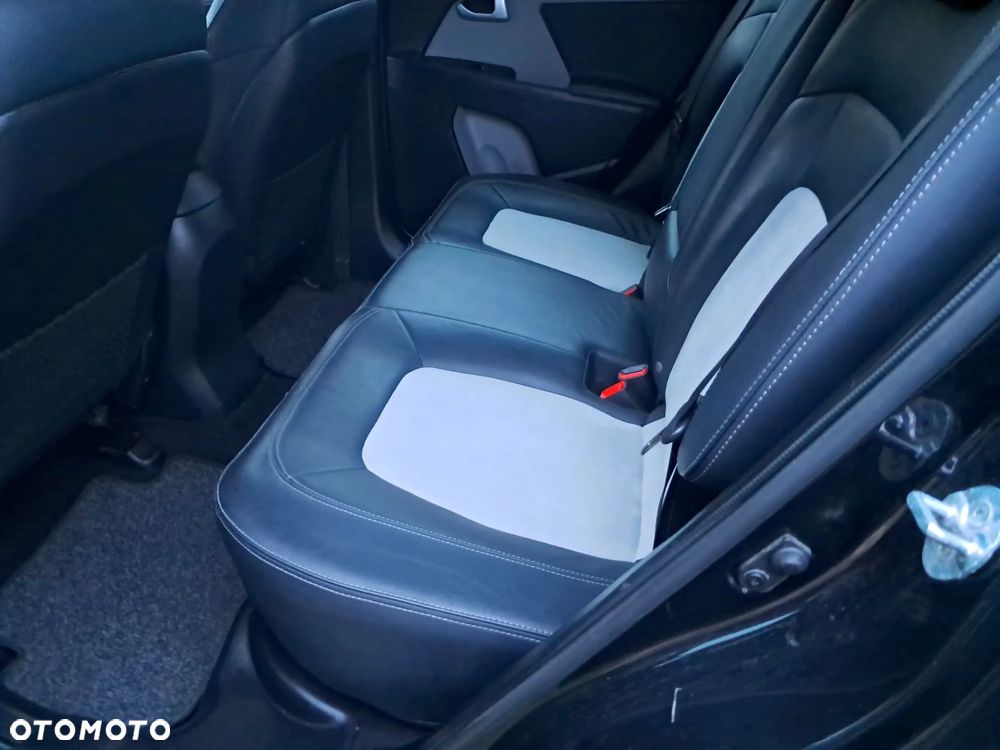 Kia Sportage 1.7 CRDI Business Line 2WD - 14