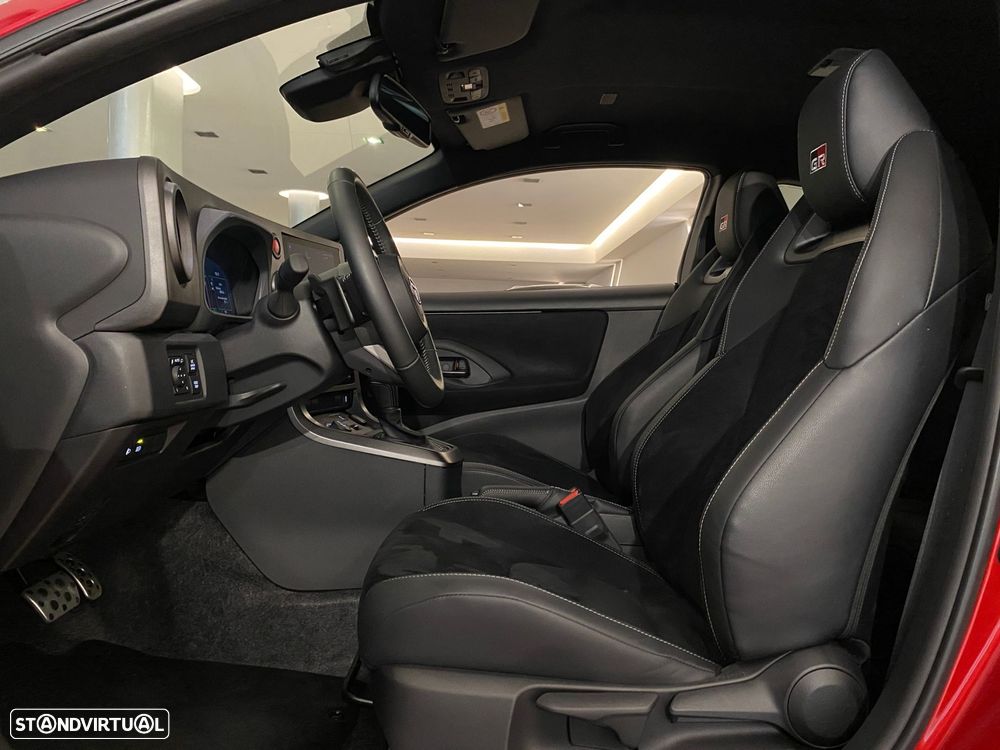 Toyota GR Yaris 1.6 T Legend T/A - 12