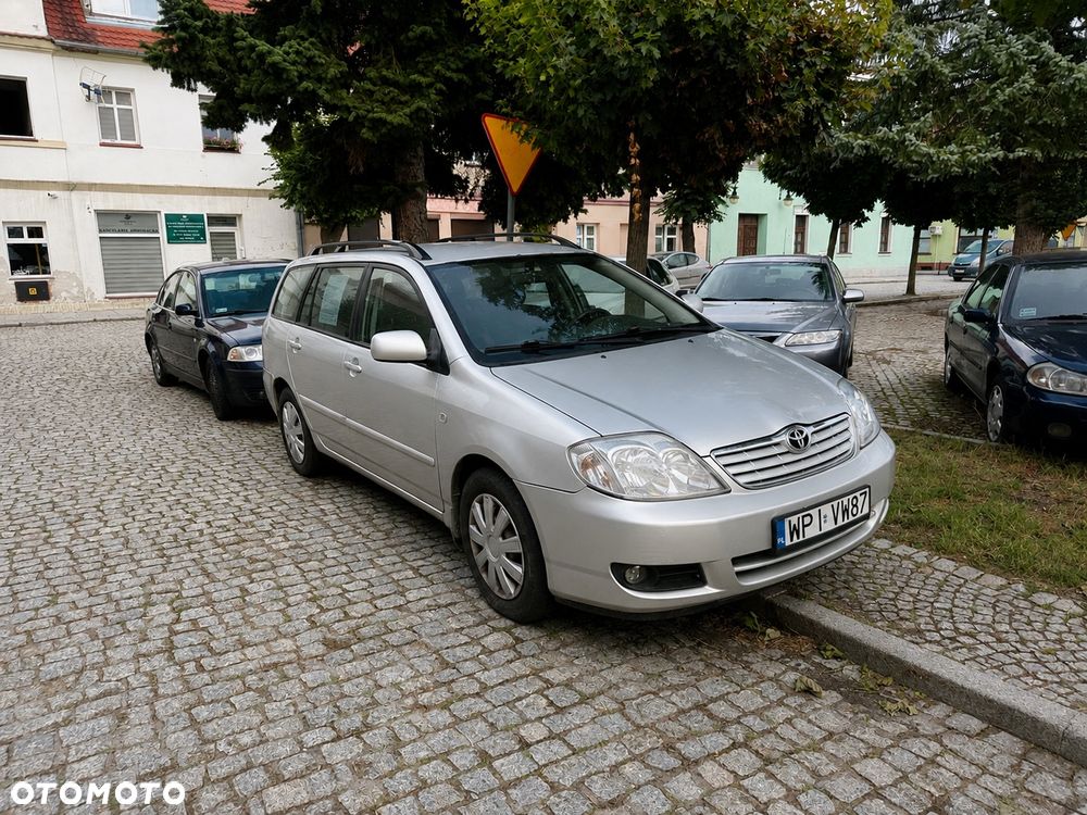 Toyota Corolla Seria E12 (2001-2007) 1.4 D-4D Terra, 2004
