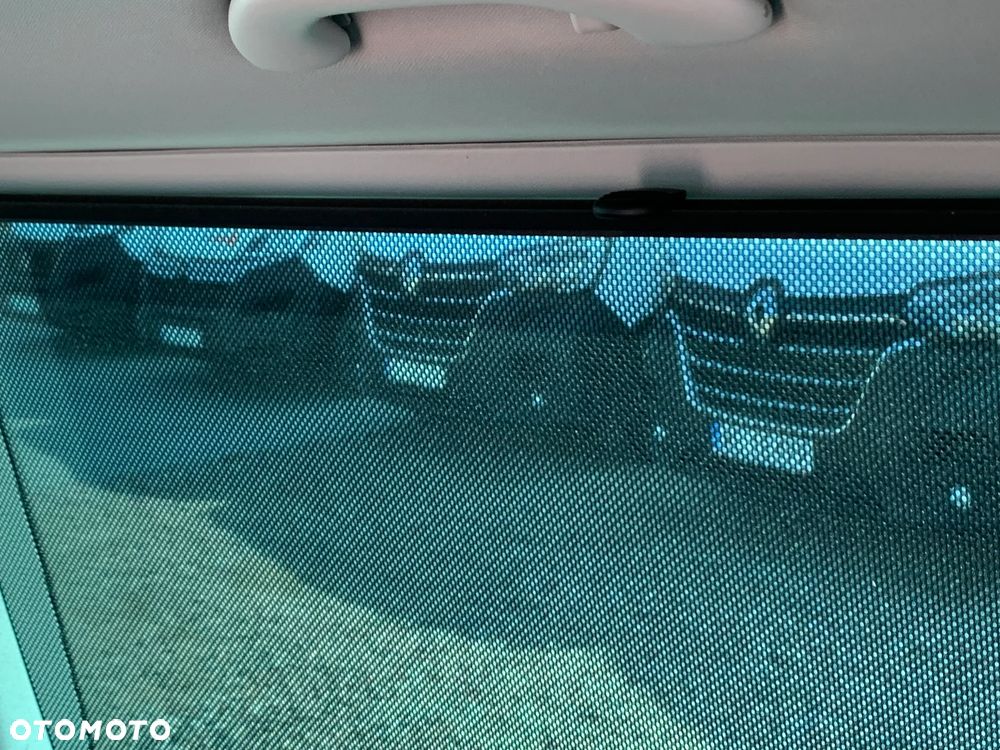 Volkswagen TRANSPORTER T6.1, DSG 4Motion, T6 4x4 plus reduktor napędów, Model BULLY MULTIVAN DELUX ORYGINAL, Światła LED, Fotele obracane kapitańskie, Dynamiczne zawieszenie komfortowe, 3 strefowa klimatyzacja, Felgi specjalne, Pakiet akustyczny, Stolik CAMPER - 29