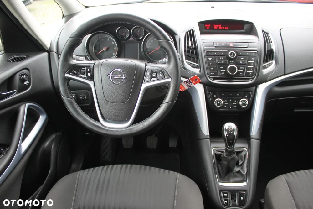 Opel Zafira - 19