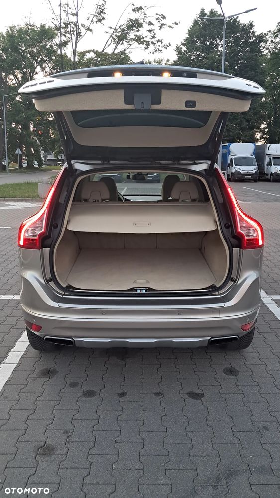 Volvo XC 60 T6 Geartronic Momentum - 10