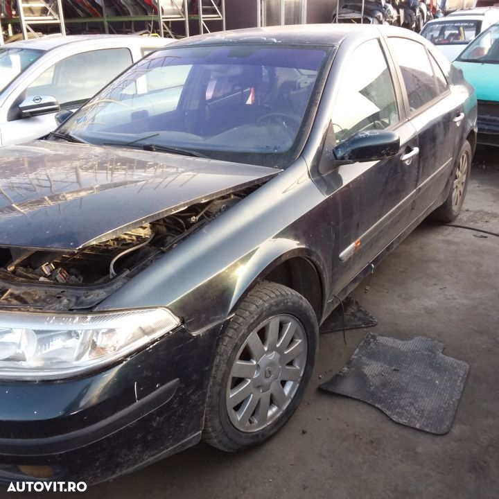 Dezmembrari  Renault LAGUNA 2  2001  > 2007 2.0 16V Benzina - 3