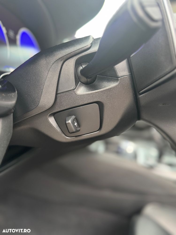 BMW Seria 5 520d AT - 13
