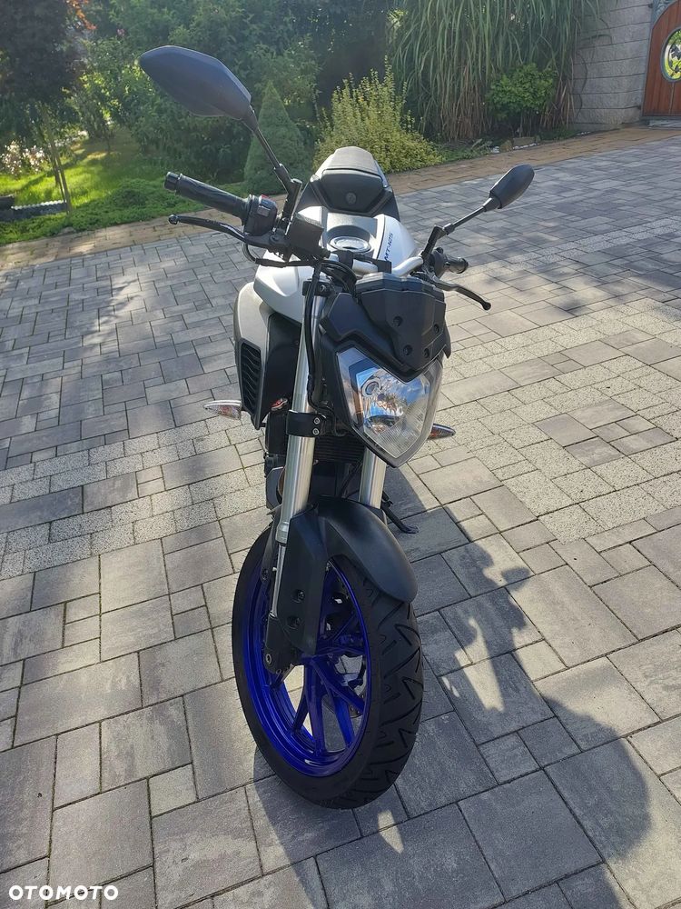 Yamaha MT - 3