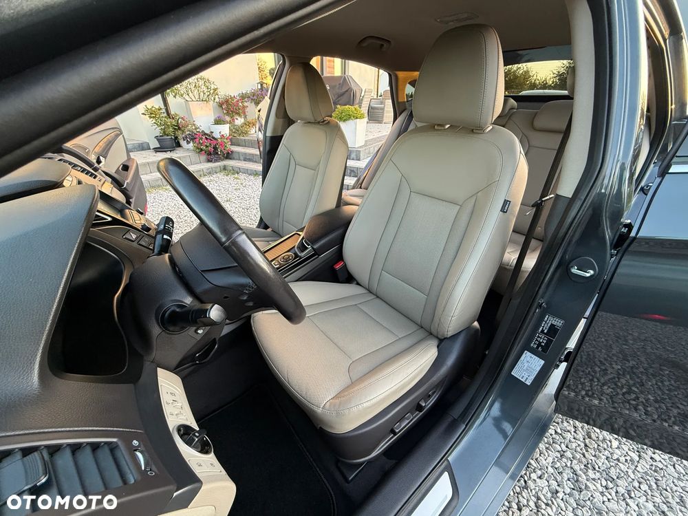 Hyundai i40 Kombi 1.7 CRDi Premium - 25