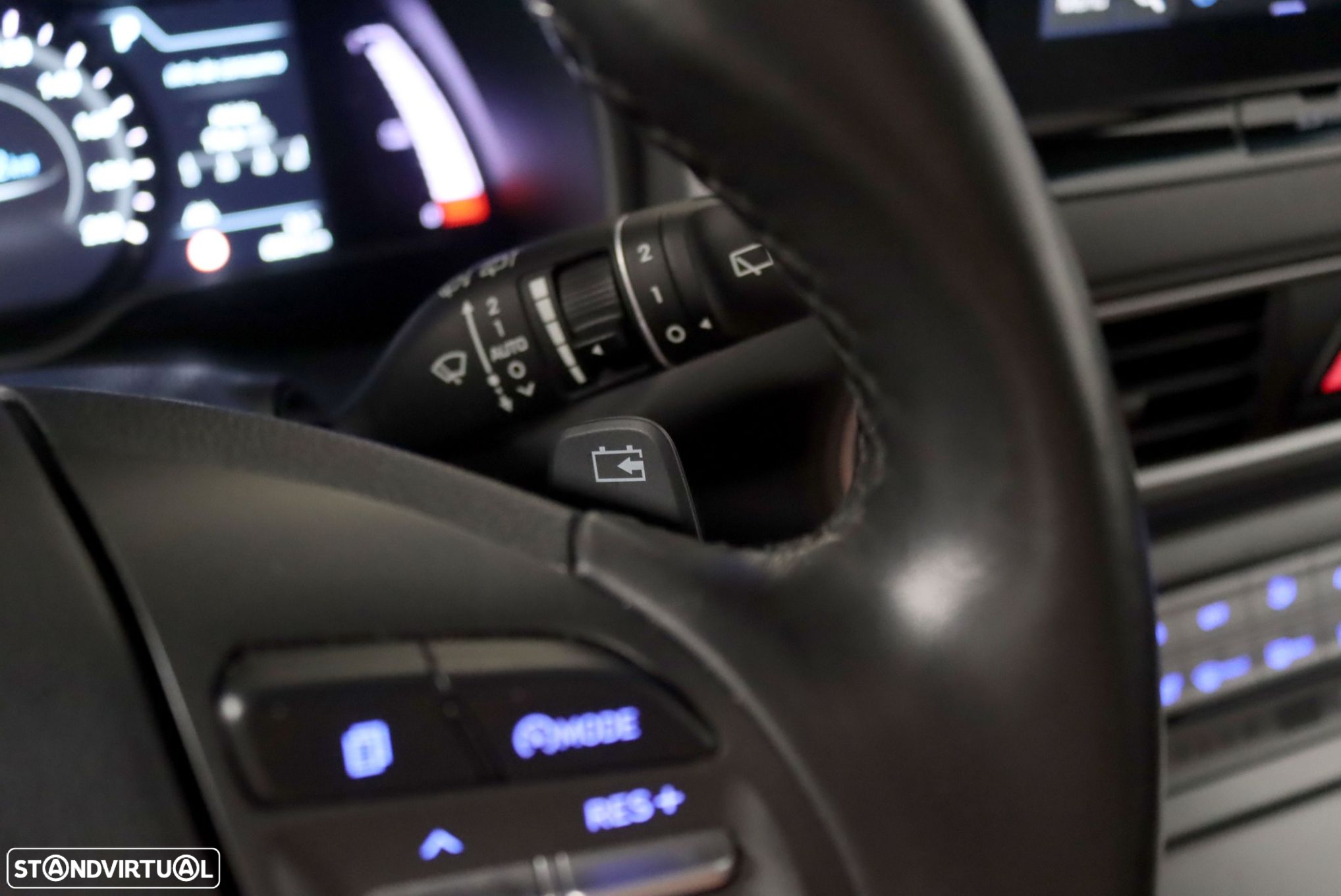 Hyundai Kauai EV 64kWh Vanguard - 17