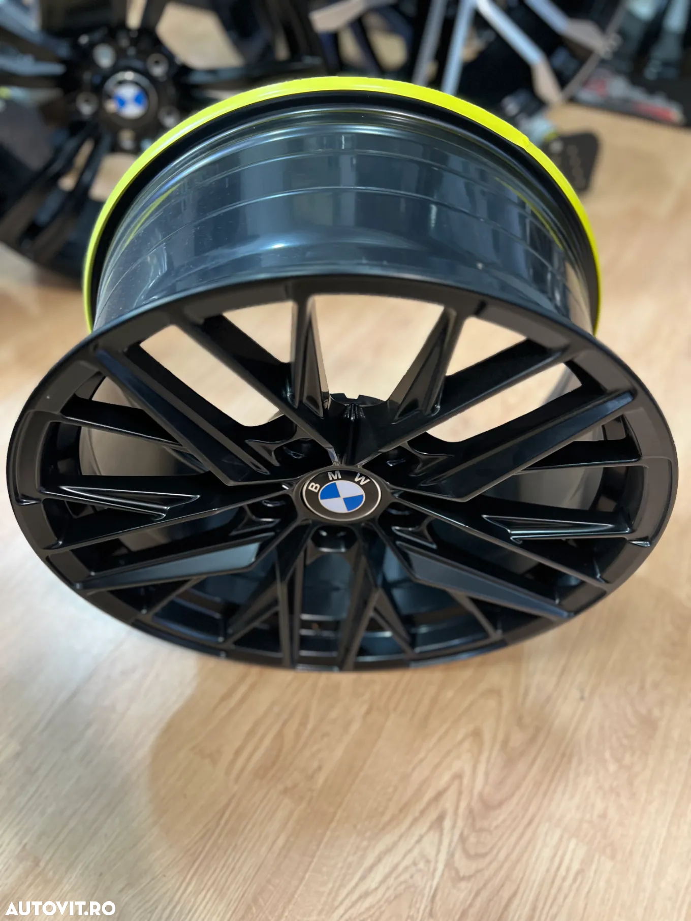 Jante Roti BMW 18 R18 BMW F10 F11 F30 F31 F32 F12  F07 GT F02 F01 X3 X4 cu o mica problema - 4