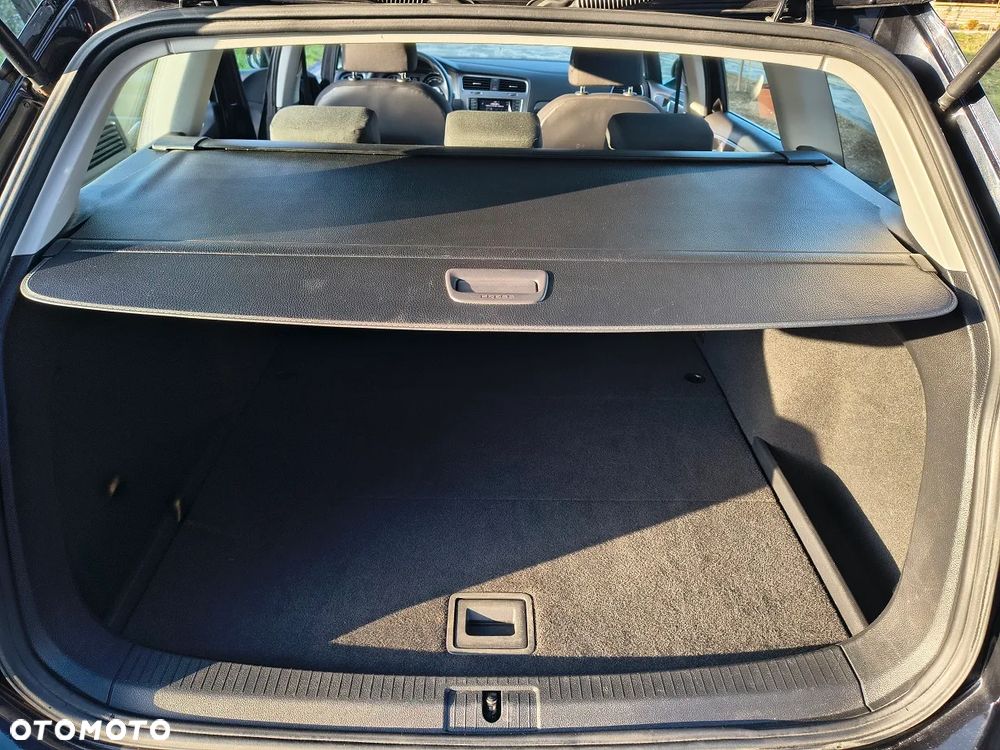 Volkswagen Golf 1.6 TDI DPF Comfortline - 16