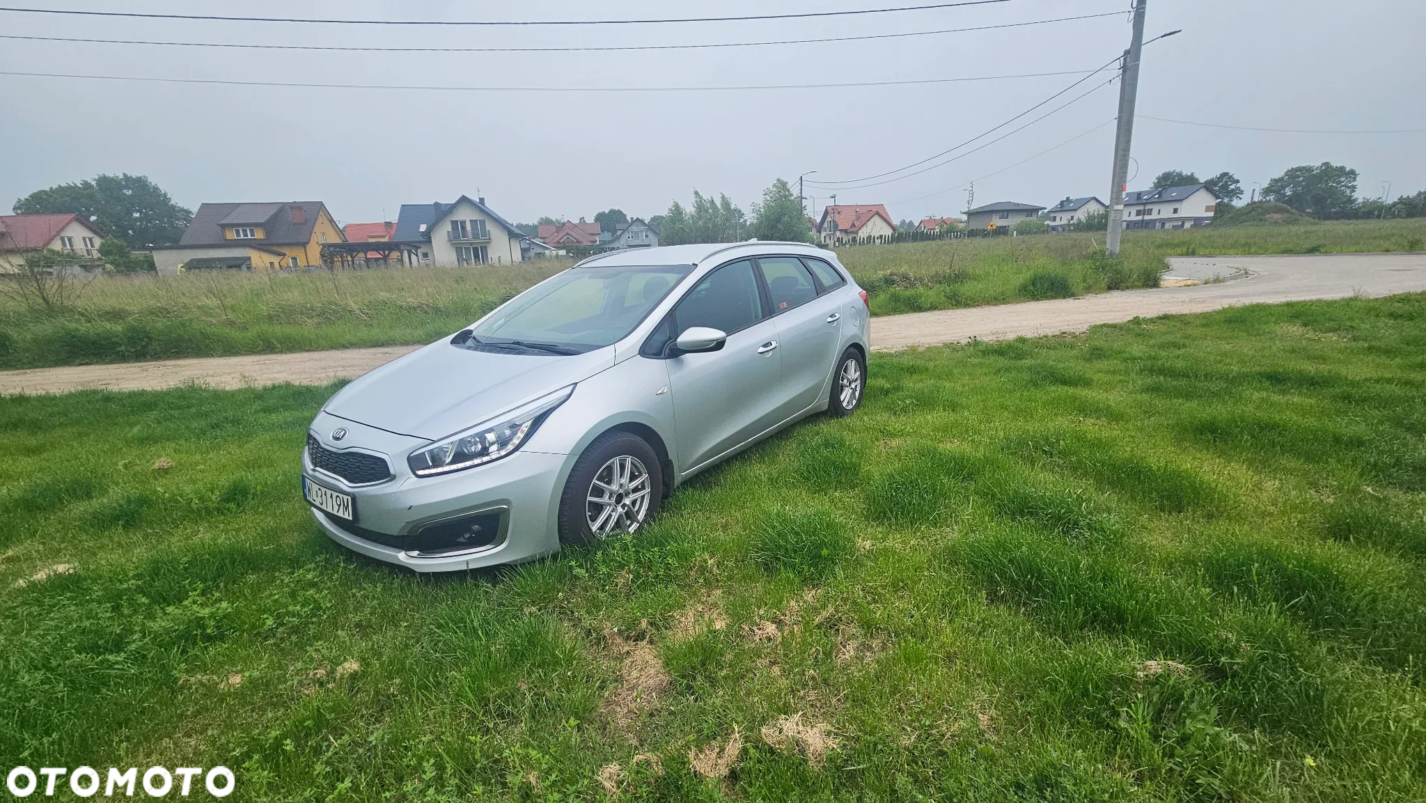 Kia Ceed - 4