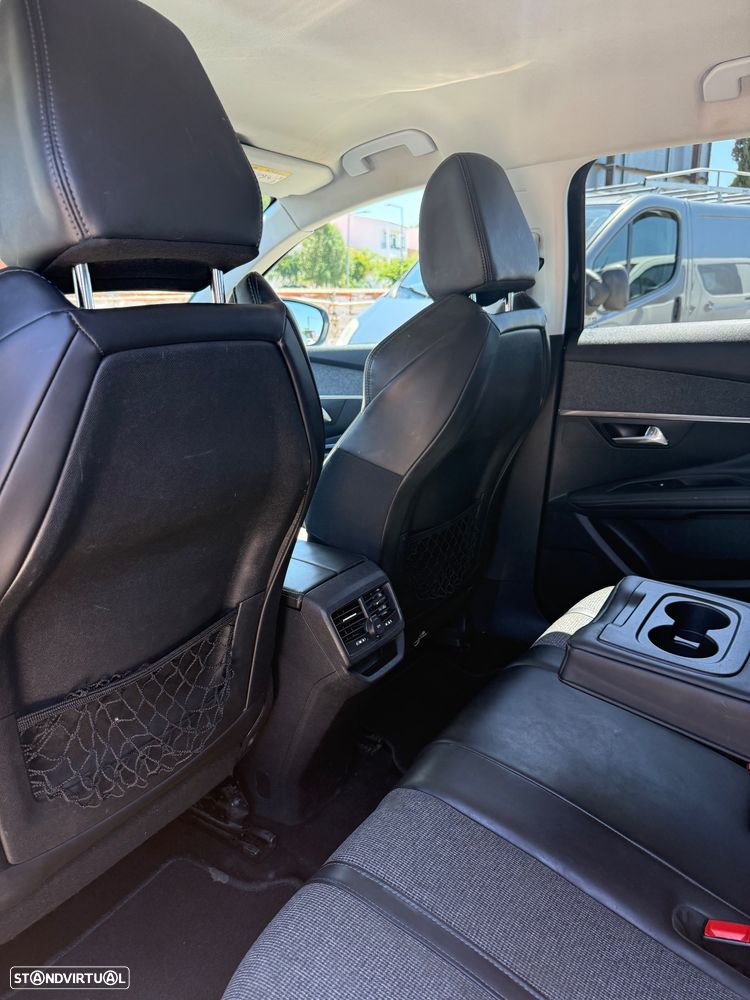 Peugeot 3008 BlueHDi 120 Stop & Start Allure - 19