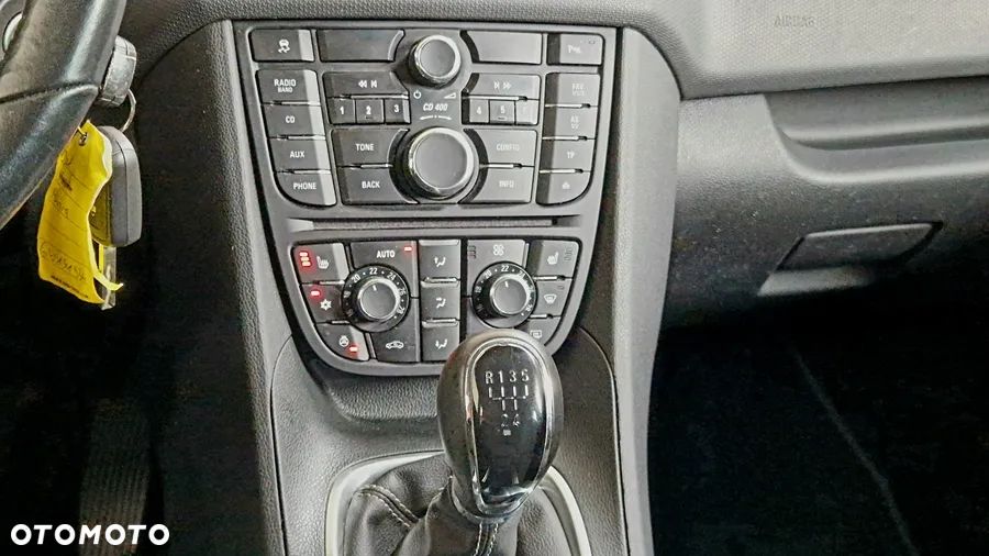 Opel Meriva 1.4 T Cosmo S&S - 10
