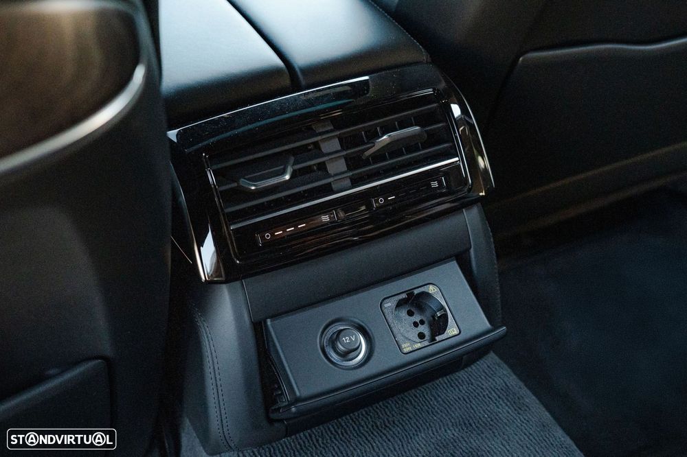 Audi A8 - 27