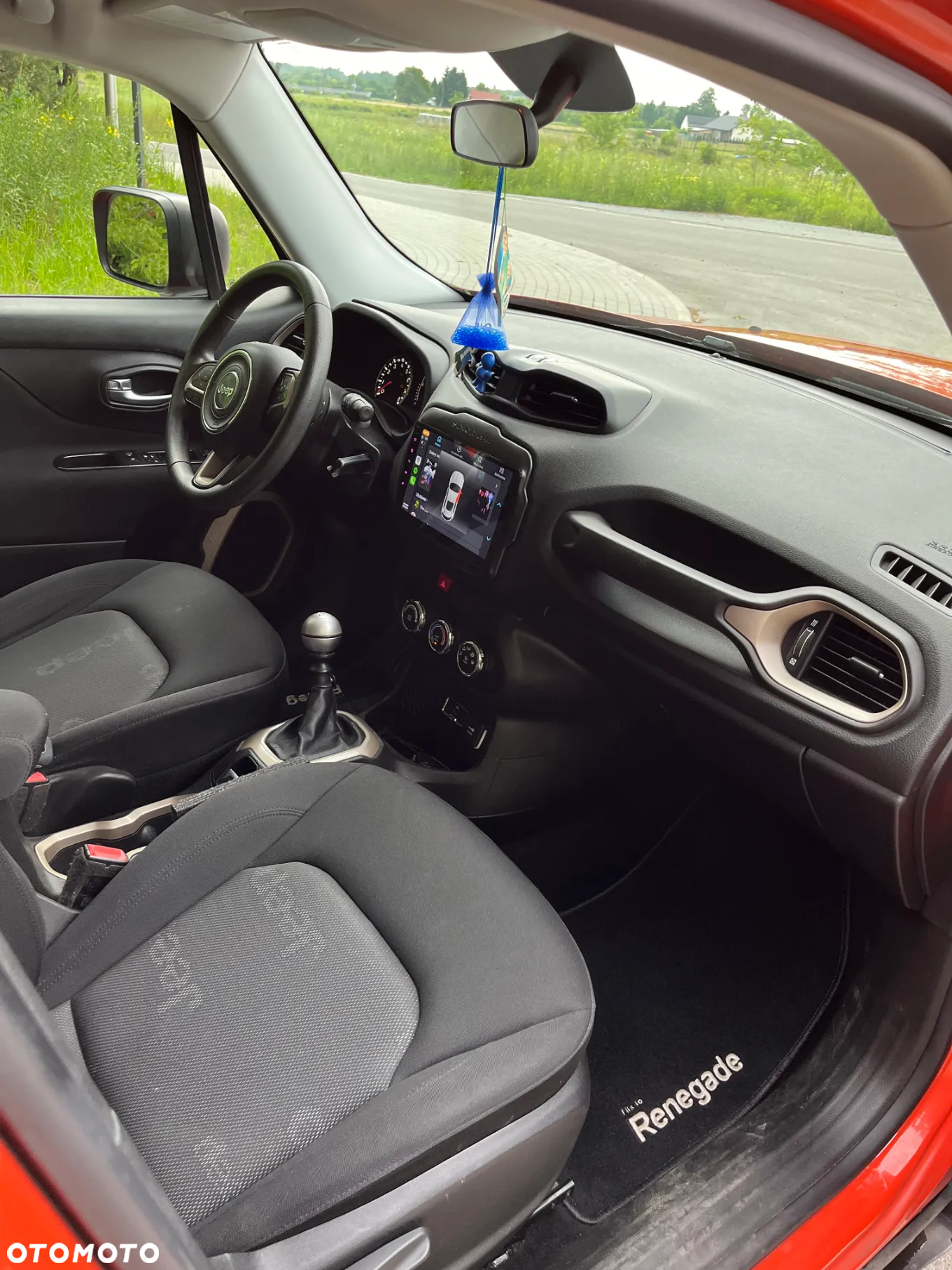 Jeep Renegade - 10
