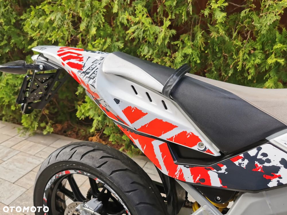 Aprilia SX - 17