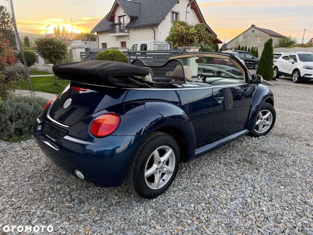 Volkswagen New Beetle 1.6 - 16