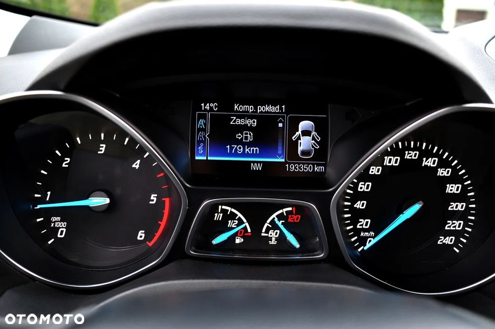 Ford Kuga 2.0 TDCi FWD Titanium - 37