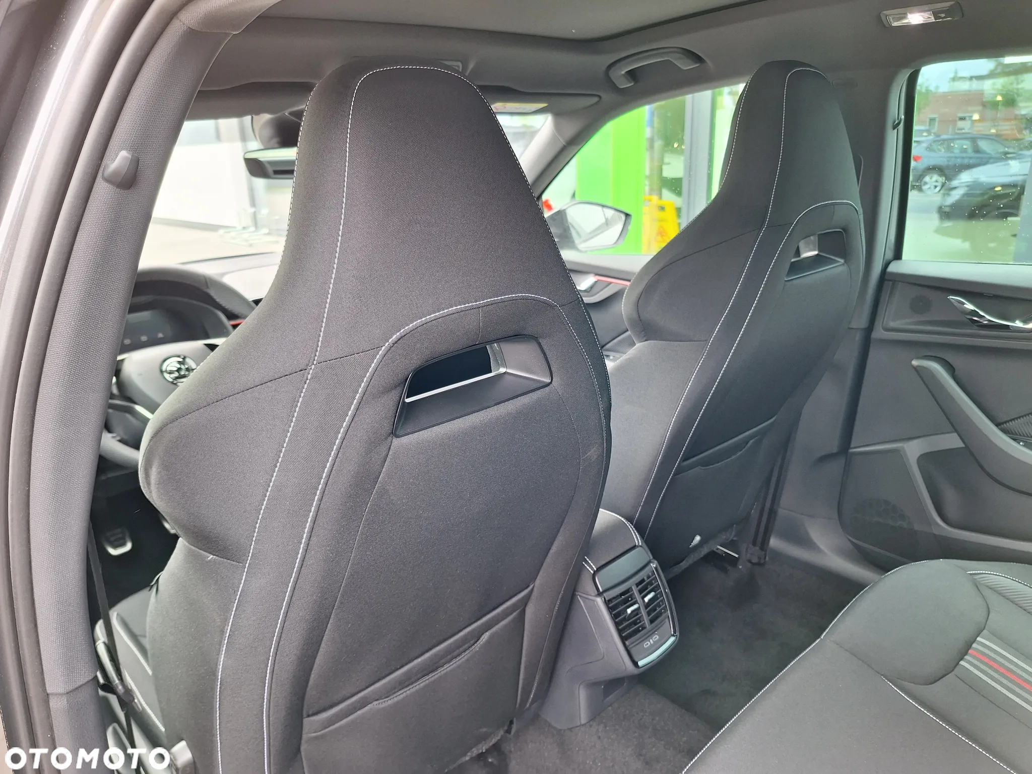 Skoda Kamiq 1.0 TSI Monte Carlo - 11