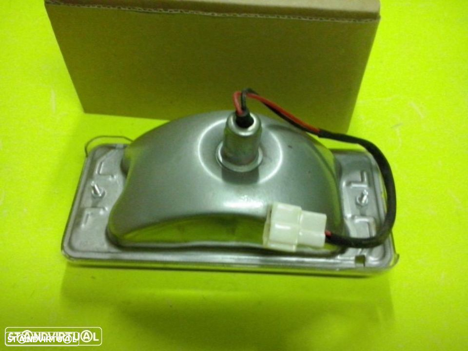 Faróis do parachoques Mitsubishi Canter FE331 e FE444 (Novos) - 2