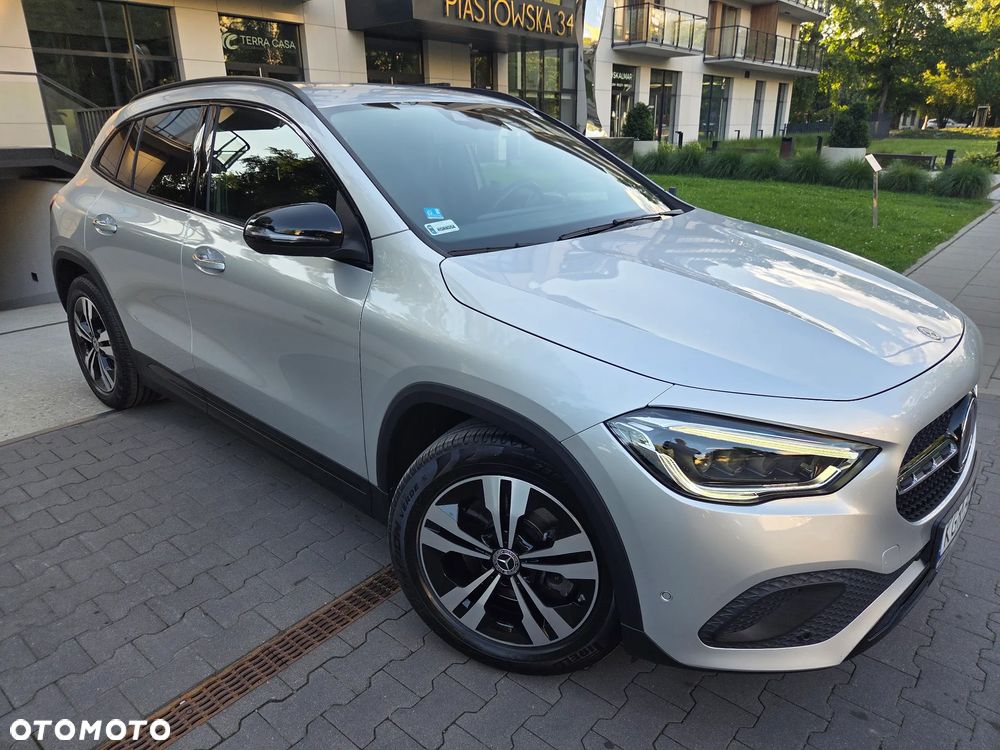 Mercedes-Benz GLA 250 4-Matic AMG Line - 15