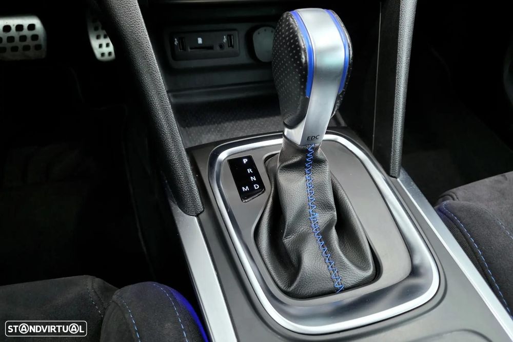 Renault Mégane 1.6 dCi GT EDC - 27