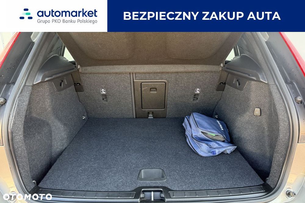 Volvo XC 40 T3 Momentum Pro - 9