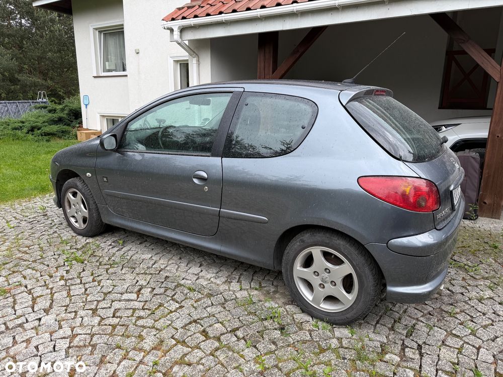 Peugeot 206 75 JBL - 4