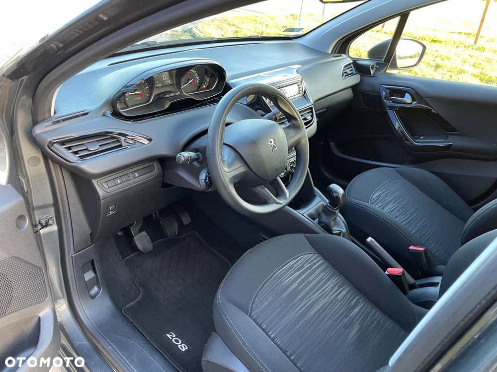 Peugeot 208 1.2 PureTech Active - 10