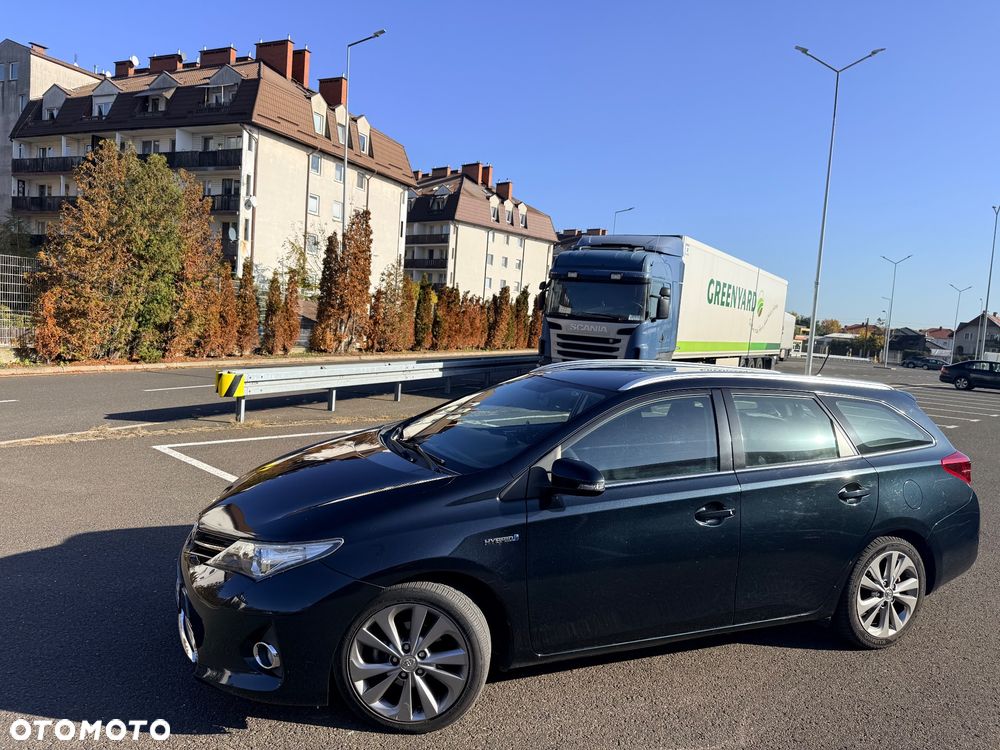 Toyota Auris - 4