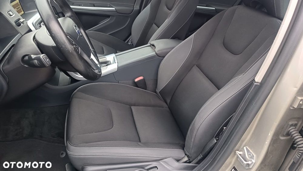 Volvo S60 DRIVe Momentum - 18